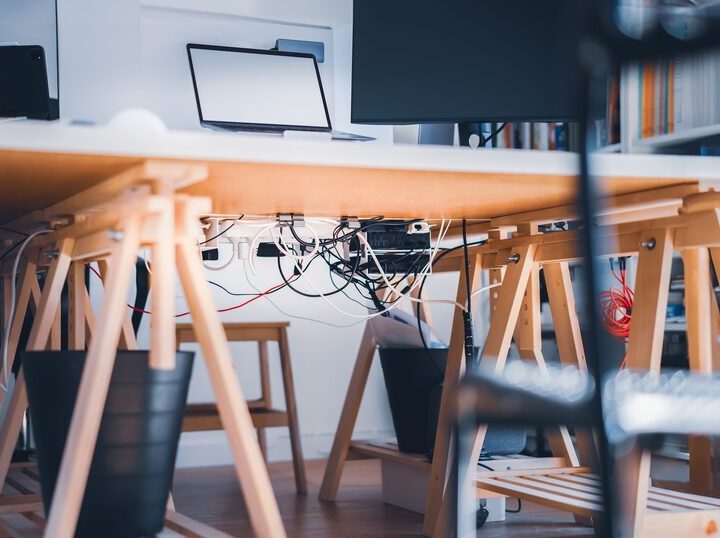 How to Organize Cables and Chargers Neatly: Simple Tips and Tricks